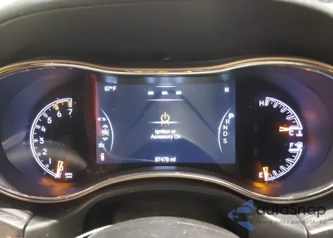 2014 Jeep Grand Cherokee Summit z USA, uszkodzony, nr VIN 1C4RJFJT3EC465796